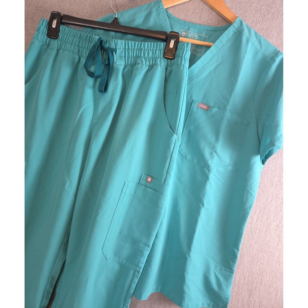 Figs Scrub Set M Oasis Teal Uman Jogger Scrub Pants Catarina One Pocket Top